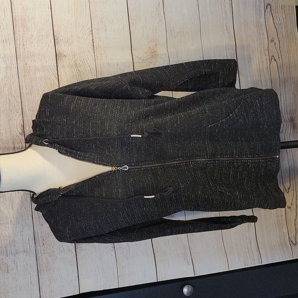 Maurices sz 1 zipper hoodie - Picture 1 of 3